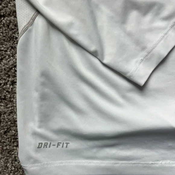 Nike Pro Combat White Fitted Long Sleeve Shirt - Picture 8 of 8